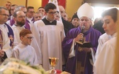 Ostatnie pożegnanie śp. ks. Marka Kuliga w Simoradzu