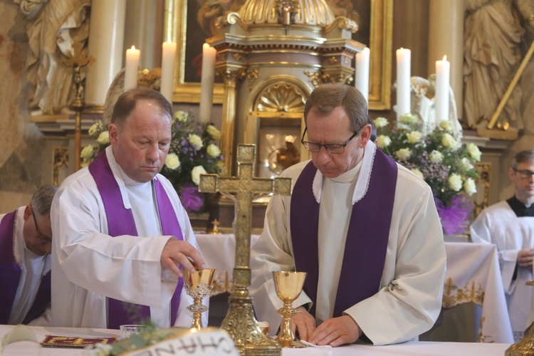 Ostatnie pożegnanie śp. ks. Marka Kuliga w Simoradzu