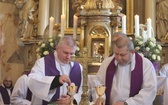 Ostatnie pożegnanie śp. ks. Marka Kuliga w Simoradzu