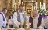 Ostatnie pożegnanie śp. ks. Marka Kuliga w Simoradzu
