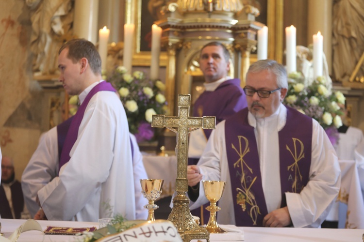 Ostatnie pożegnanie śp. ks. Marka Kuliga w Simoradzu