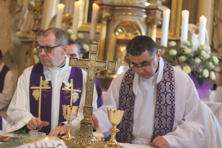 Ostatnie pożegnanie śp. ks. Marka Kuliga w Simoradzu