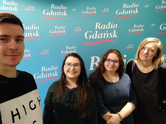 Radio Gdańsk rozszerza pasmo programów religijnych - nowa audycja "Spotkania"