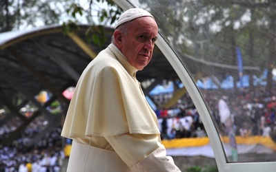 Papież: To nie był synod o celibacie