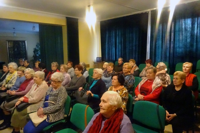 Wśród uczestników spotkania były osoby, które pamiętają czas II wojny światowej.