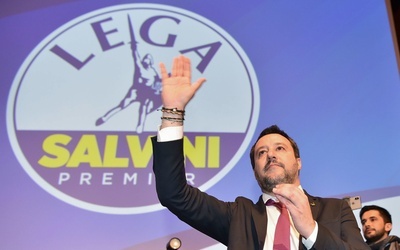 Matteo Salvini zasugerował, że Włochy mogłyby pójść śladem Wielkiej Brytanii, która wystąpiła z UE