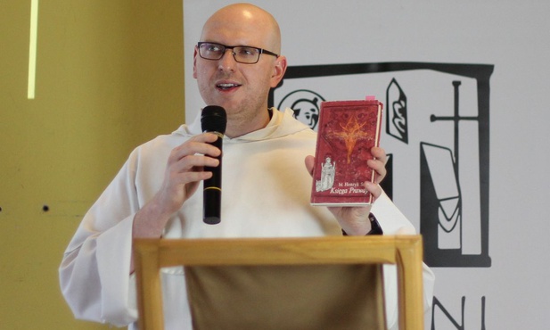 W ramach Dominikańskiej Szkoły Wiary w Ustroniu-Hermanicach, o. Marek Domeradzki OP przedstawił wykład: "Mistycy nadreńscy, o bł. Henryku Suzo".