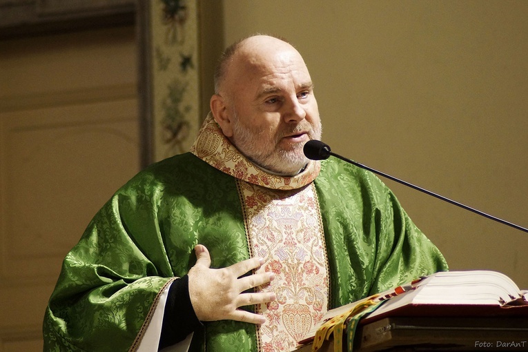 Wprowadzenie relikwii o. Pio