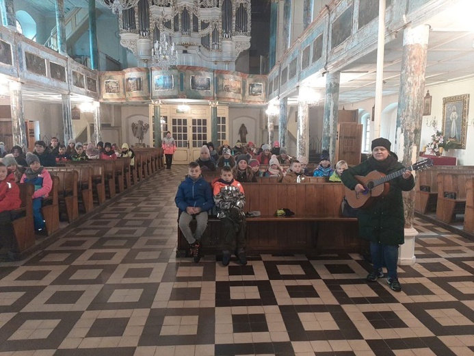 Zimowisko w Karpaczu dla dzieci i młodzieży z Nowej Rudy Słupca