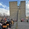 Na Dolnym Śląsku zamieszkała znaczna część tych, którzy przetrwali zsyłkę, dlatego dzisiaj bardzo wiele rodzin naszego regionu nosi w sobie bolesne doświadczenie wojny na wygnaniu.