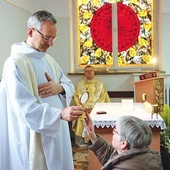 W żyrardowskim szpitalu wierni na zakończenie Eucharystii otrzymali indywidualne błogosławieństwo.