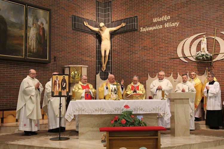 Bp Piotr Greger przewodniczył Mszy św. we wspólnocie SECiM.