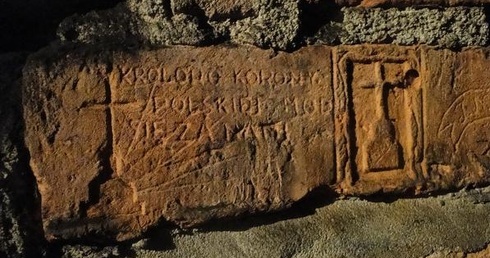 200 batów
