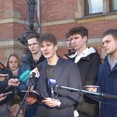 Gdańsk. Protest młodzieży szkolnej przeciwko programowi "Zdrovve Love"