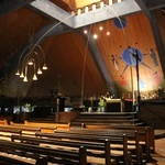Wnętrze kościoła Ducha Świętego w Tychach