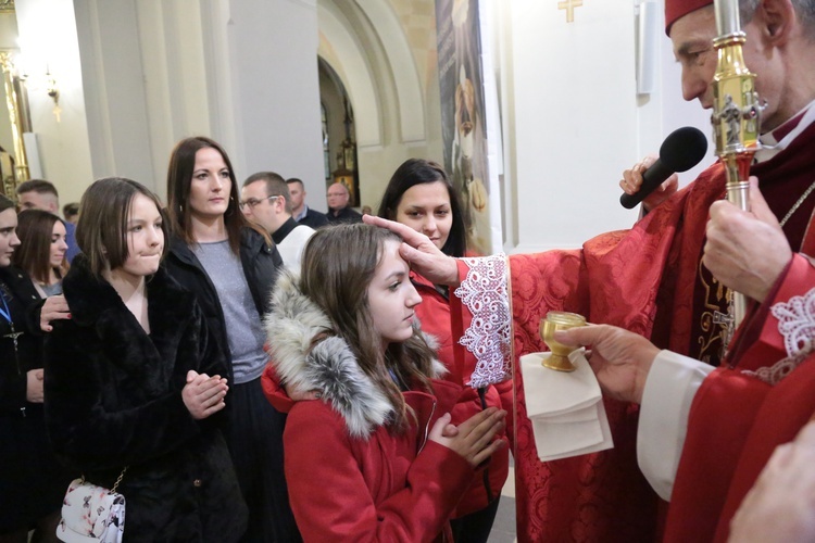 Bierzmowanie w Borzęcinie Górnym