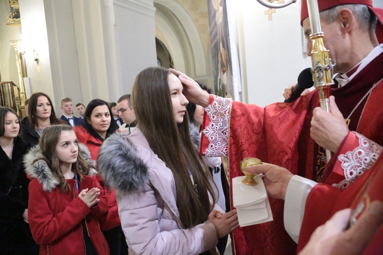 Bierzmowanie w Borzęcinie Górnym