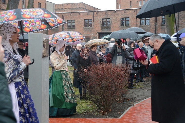 Racibórz. Upamiętnienie bł. ks. Ryszarda Henkesa