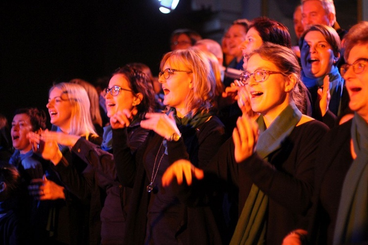 Bielski Chór Gospel dla Zimbabwe w kościele ewangelickim w Starym Bielsku