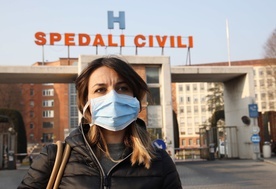 Czarne chmury nad włoskim szpitalem, z którego zapewne rozszerzył się koronawirus