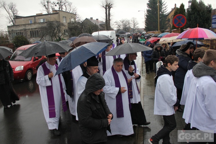 Ostatnie pożegnanie śp. ks. Andrzeja Tarabuły