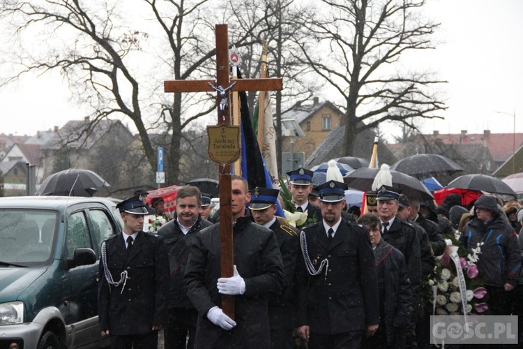 Ostatnie pożegnanie śp. ks. Andrzeja Tarabuły