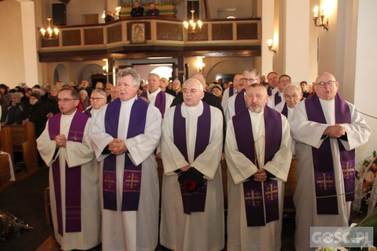 Ostatnie pożegnanie śp. ks. Andrzeja Tarabuły