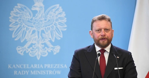 Szumowski: Każdy, kto wymaga badania na koronawirusa, ma je zapewnione bezpłatnie