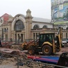 Katowice. Ulica Dworcowa zamknięta dla ruchu. Przebudowa centrum miasta weszła w kolejną fazę