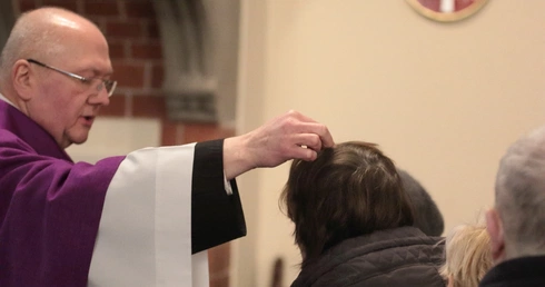 Środa Popielcowa w legnickiej katedrze