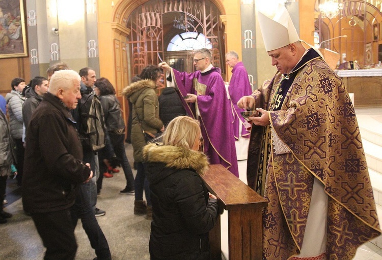 Środa Popielcowa w katedrze św. Mikołaja w Bielsku-Białej