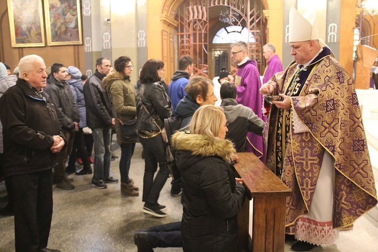 Środa Popielcowa w katedrze św. Mikołaja w Bielsku-Białej