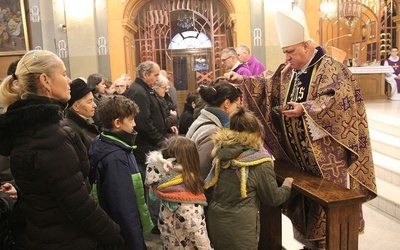 Środa Popielcowa w katedrze św. Mikołaja.