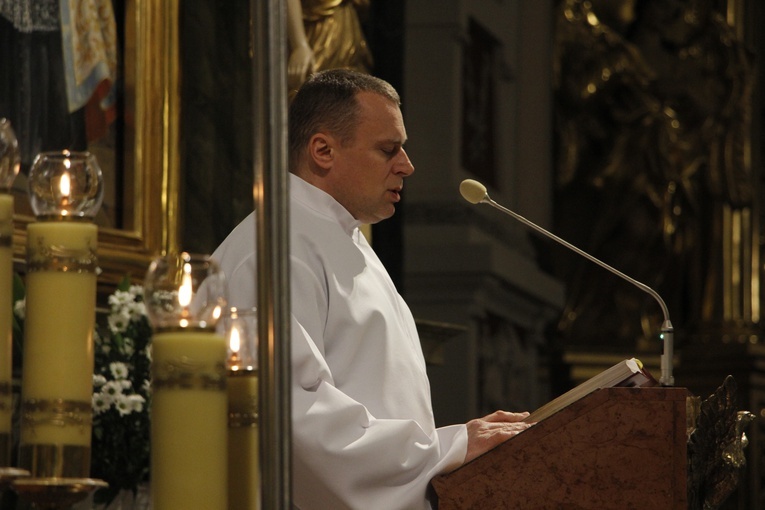 Środa Popielcowa w łowickiej katedrze