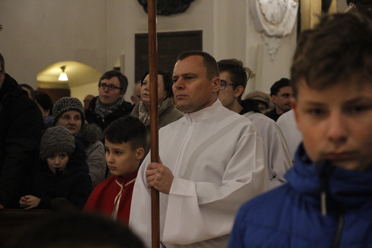 Środa Popielcowa w łowickiej katedrze