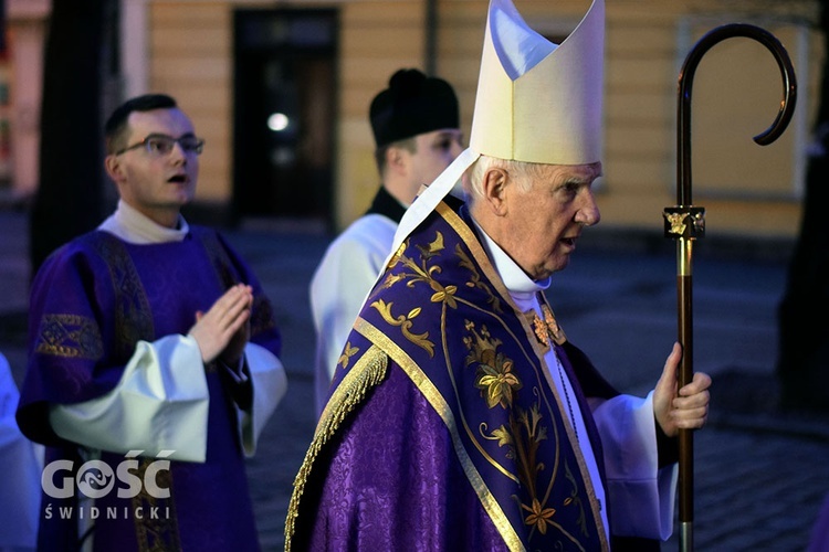 Procesja pokutna i Msza św. z obrzędem posypania głów popiołem