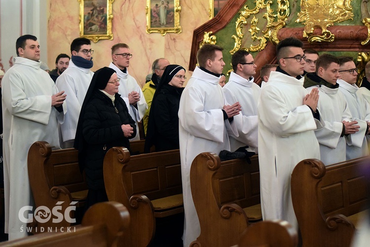 Procesja pokutna i Msza św. z obrzędem posypania głów popiołem