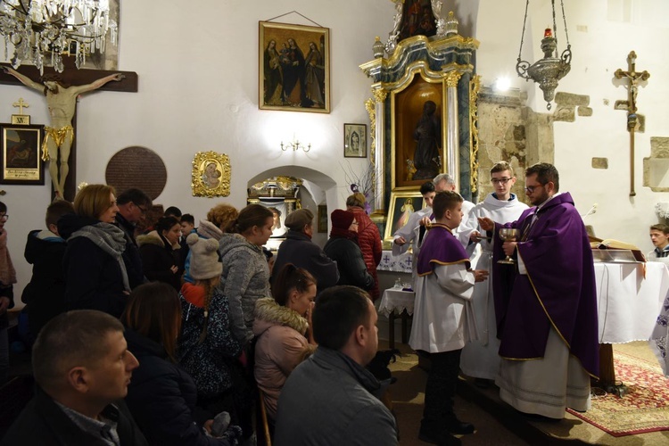 Popielec i orzechy św. Świerada w Tropiu