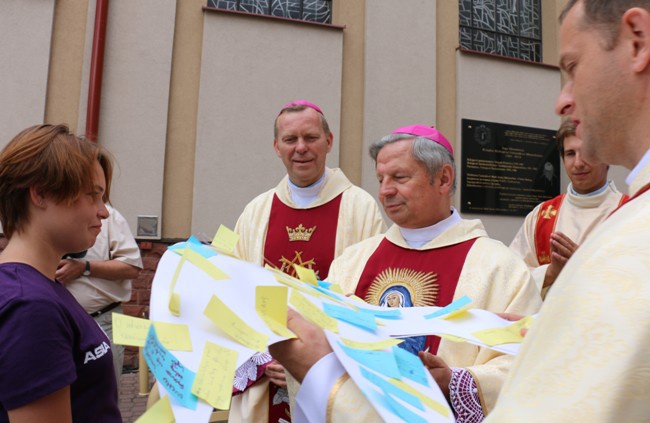 5 lat biskupiej posługi w obiektywie "Gościa Radomskiego AVE"