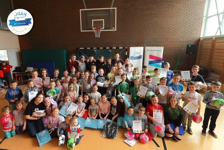 Poręba Mała. Sportowo-karnawałowy zawrót głowy