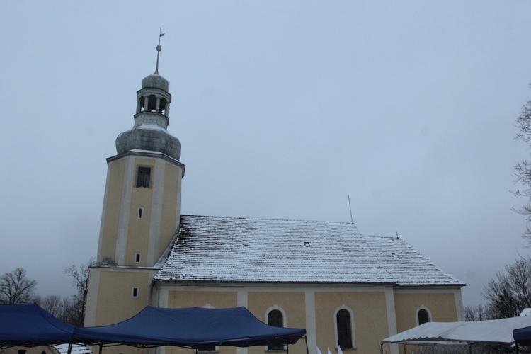 Popielówek czci bohaterów