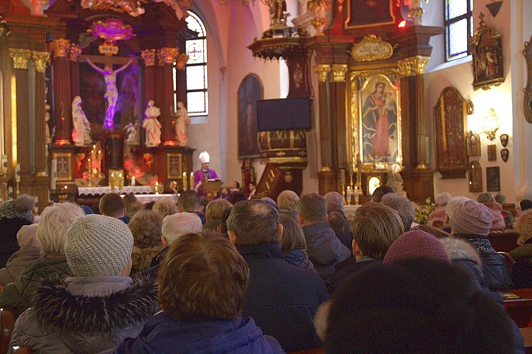 Pierwsza Droga Krzyżowa w archidiecezji gdańskiej