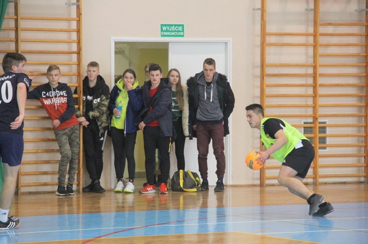 Ciężkowice. Finał XX Turnieju Piłki Halowej KSM DT