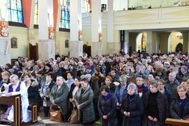 Koronkę do Bożego Miłosierdzia odmówił z wiernymi ks. prał. Józef Gurgul.