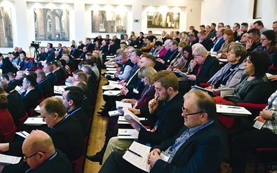 ▲	Pierwsza sesja odbyła się 22 lutego w WSD w Koszalinie. Kolejna zaplanowana jest na 25 kwietnia.