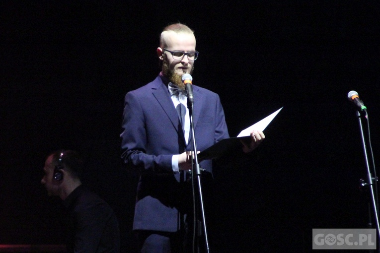 Koncert "Pytając o Polskę" dla młodzieży