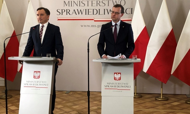 Przełomowa ustawa chroniąca ofiary przemocy domowej przyjęta przez rząd