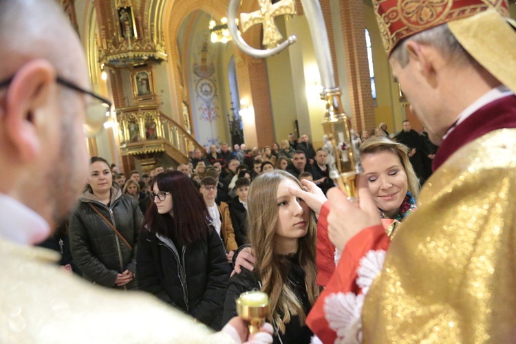 Bierzmowanie u Świętej Rodziny w Tarnowie