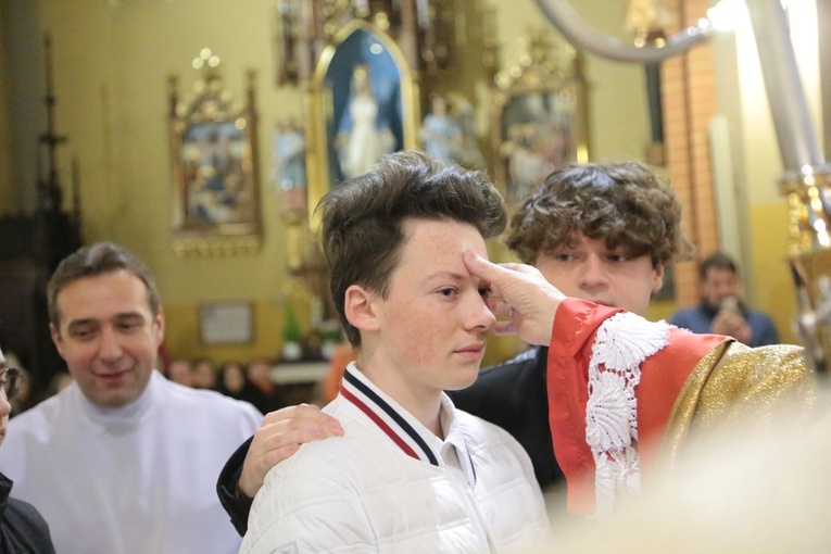 Bierzmowanie u Świętej Rodziny w Tarnowie