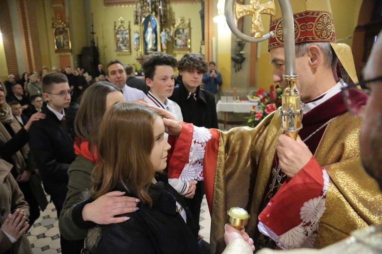 Bierzmowanie u Świętej Rodziny w Tarnowie